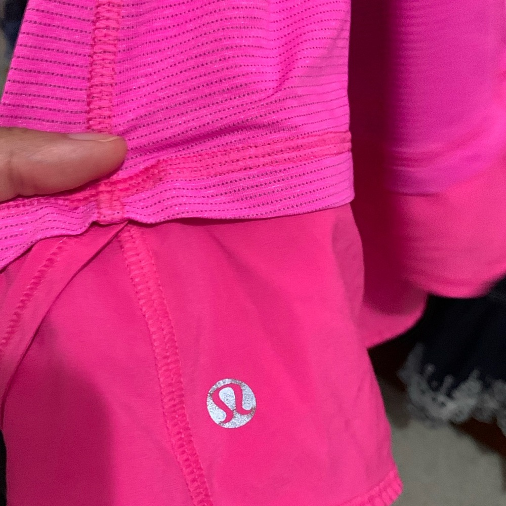Lululemon hot pink tank, swiftly material